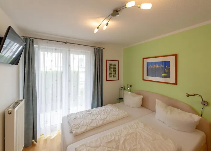 Residenz Falkenberg - Apt. 04 *